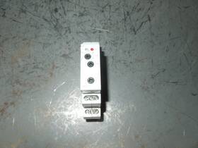 1svr730040r3300 Abb Cdt-wbs.22s Peltec 103 Time Relay .1s-1s 12-240v Ac/dc Used