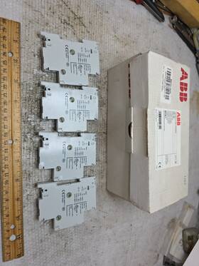 1sam101901r1001 Abb Hk-20 Lot Of 4 New Auxiliary Contact In Open Box