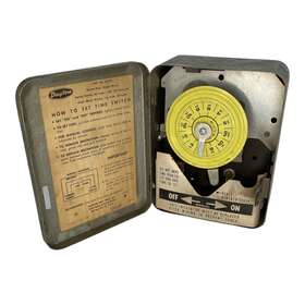 2eo21 Dayton Vintage Electrical Time Switch Model Rating 40 Amp 1 Hp 125