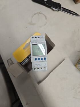 12.22.0.024.0000 Finder Digital Weekly Timer Dpdt 16a 24v Ac/dc
