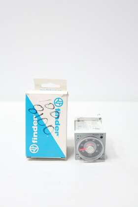 88.02.0.230.0002 Finder Timer 24-230v-ac/dc
