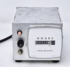 227878 Generalelectric Vintage General Electric Run Time Meter Hours 1/10