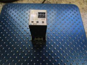 Gt3d-8ad24 Idec Gt3d Electronic Timer 5a 240vac/24dc