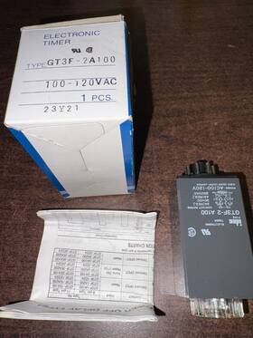 Gt3f-2a100 Idec New Electronic Timer B395