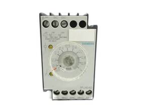 Knox090010256-7pu4040-0bb30 Industrial Mro Siemens 7pu4040-0bb30 0.05-1s 24v Unmp