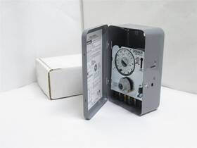 G8045-00 Intermatic 239379 New In Box Defrost Timer Control 120vac Nema 1