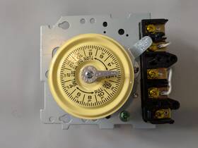 Wg0929-tt104m Intermatic Tt104m Electromechanical Countdown Timer 208v-277v 60hz