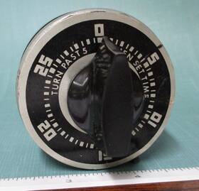30-minute Mh Rhodes 71017 M.h. Panel Mount 2.5 Inch Electromechanical 20a Timer 30mf64