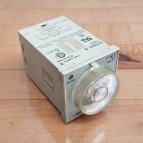 H3bh-8-ac100 Omron H3bh-8-ac100/110/120-10s Time Delay Relay .5-10 Second 5a 250vac 8 Pin