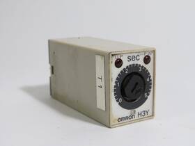 H3y-2-dc24 Omron Mini Timer 24vdc 5a 250vac 0-5 Sec Missing Dial Cap Used