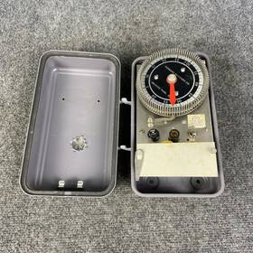 A-175-0 Paragon Electric Vintage Company Model Timing Motor Yeomans Brothers