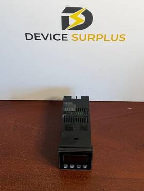 C48td107 Red Lion Controls Timer 6 Digit Lcd 1/16 Din 85-250vac