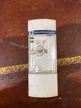 Re7tl11bu Schneider Electric Timer -