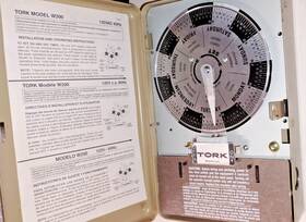 W200 Tork 786261310019 120 Vac 60 Hz 40 Amp 7 Day Dpst Electromechanical Time Switch