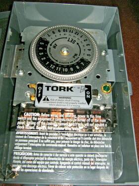 Tork E5877469d 40 Amp 24-hour Indoor/outdoor Mechanical Timer Switch 1109a/1109a-o