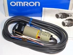 New Old Stock Omron E3F2-R2C4-E Photoelectric Switch, 10 30 Vdc Usa Ship. Fixed Price $75.00.