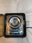 Amf Paragon Electric Company Timer Apt 15-0 Metal Case Original Box. Fixed Price $11.30.
