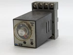 Idec GT3F-1AD24 Electronic Timer GT3F1AD24 And SR2P-06 Socket/base. Fixed Price $19.99.