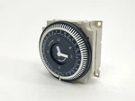 Gr Sslin FM/1 Swuz Time Switch. Fixed Price $46.39.
