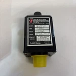 New In Box Syracuse Electronics Timer Tes 00305 Sec 115 Vac. Fixed Price $39.00.