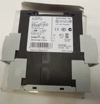 Siemens 3RP1525-2BQ30 Solid State Time Relay, Industrial Housing, 22.5MM, Cage. Fixed Price $67.99.