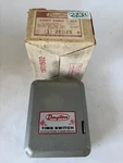 Dayton 2E025 Short Range Timer 40 Amp 125 Volts. Fixed Price $39.99.