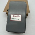 Dayton 24 Hour Dial Switch 2E258A Program Timer Raintite 40 **box Only**. Fixed Price $12.95.