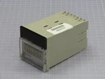 Omron H7AN-R8DM Counter Digital Led Memory T227651. Fixed Price $824.40.