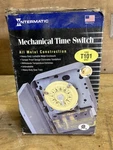 Intermatic T101 Mechanical Time Switch Spst 24HR 120V 40AMP 60HZ New Old Stock. Fixed Price $24.99.