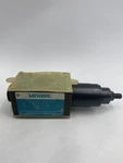 Vickers Pressure Reducer 870048, DGMX2 3 Pb Bw 40-GENUINE New. Fixed Price $420.00.