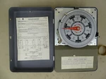 Paragon Mechanical On/off 7007-20. Fixed Price $50.00.